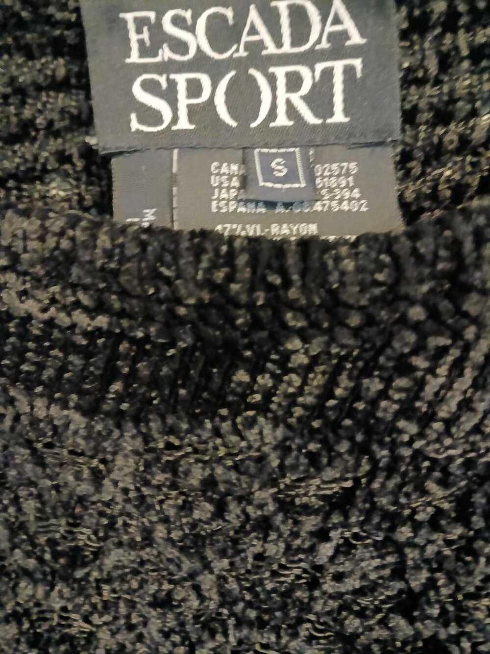 Crochet Look Escada Sweater - Picture 3 of 3